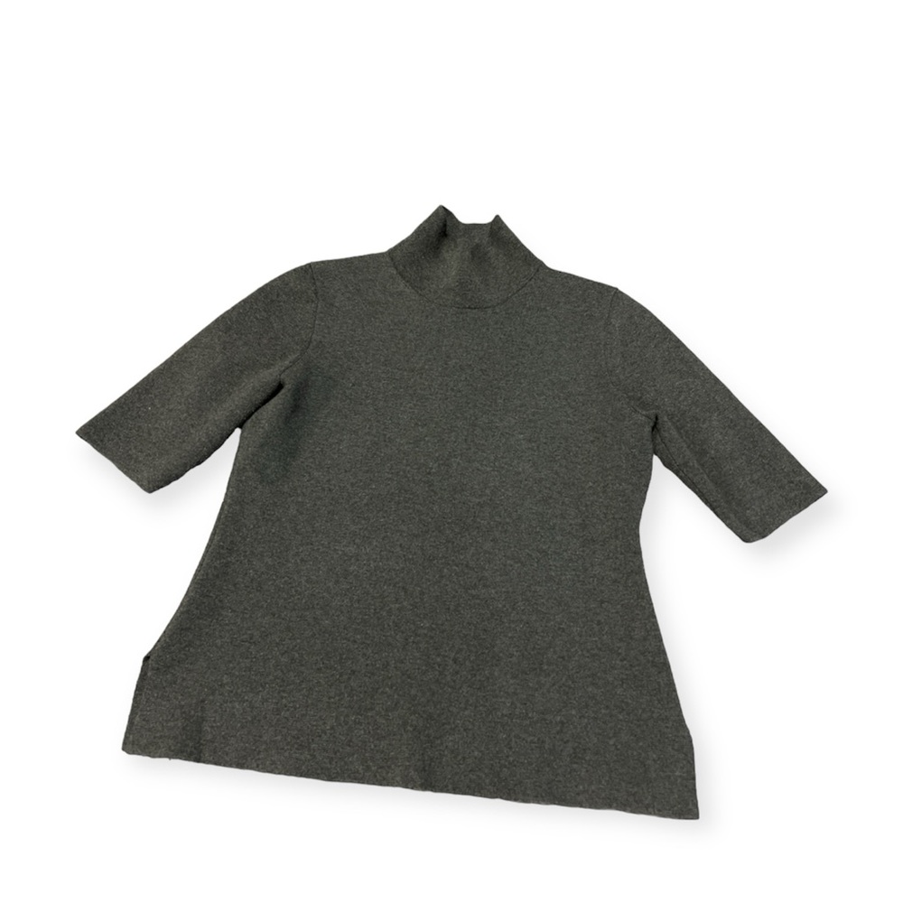 🟢 BUNDLE SALE 2 for $20 - ANN TAYLOR perfect condition Top